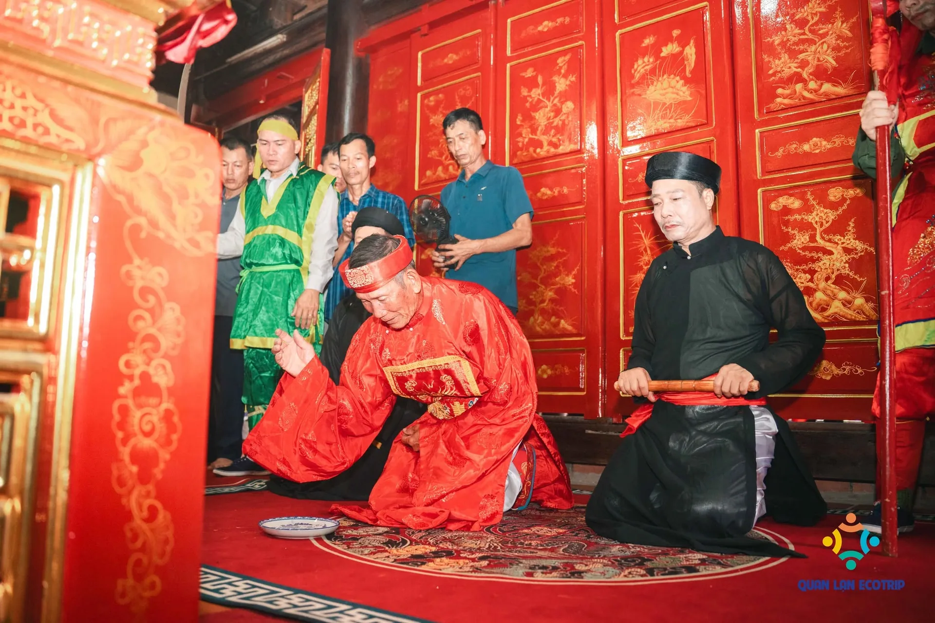 Traditional ceremony in Quan Lan